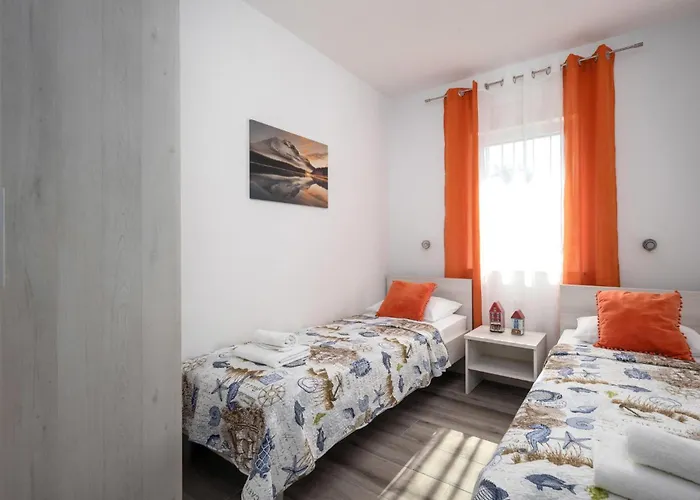 بيت للعطل 3 Bedroom In Kapovci Brusici